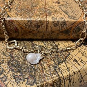 Plunder necklace